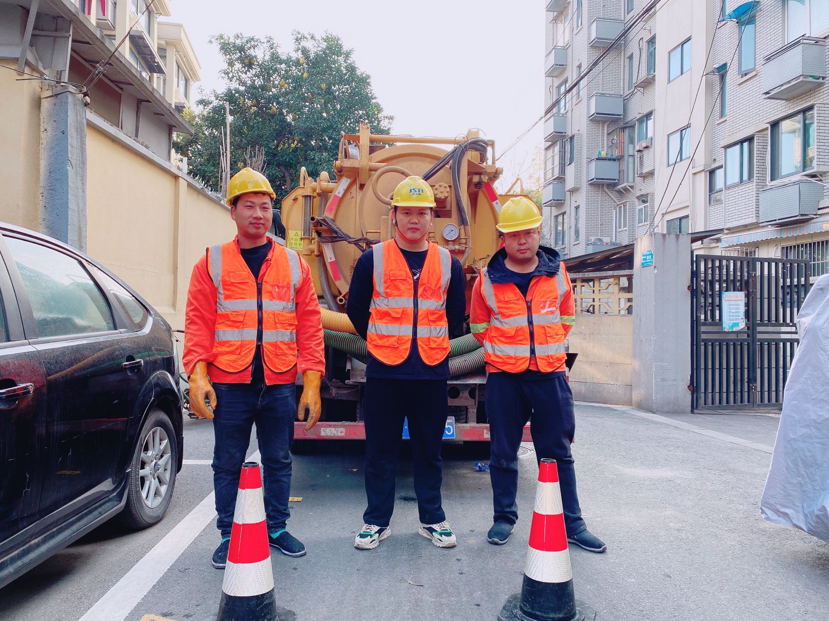 陈店村南京某小区管道清淤检测施工